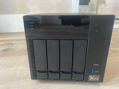 Qnap 473 with 2tb - with,